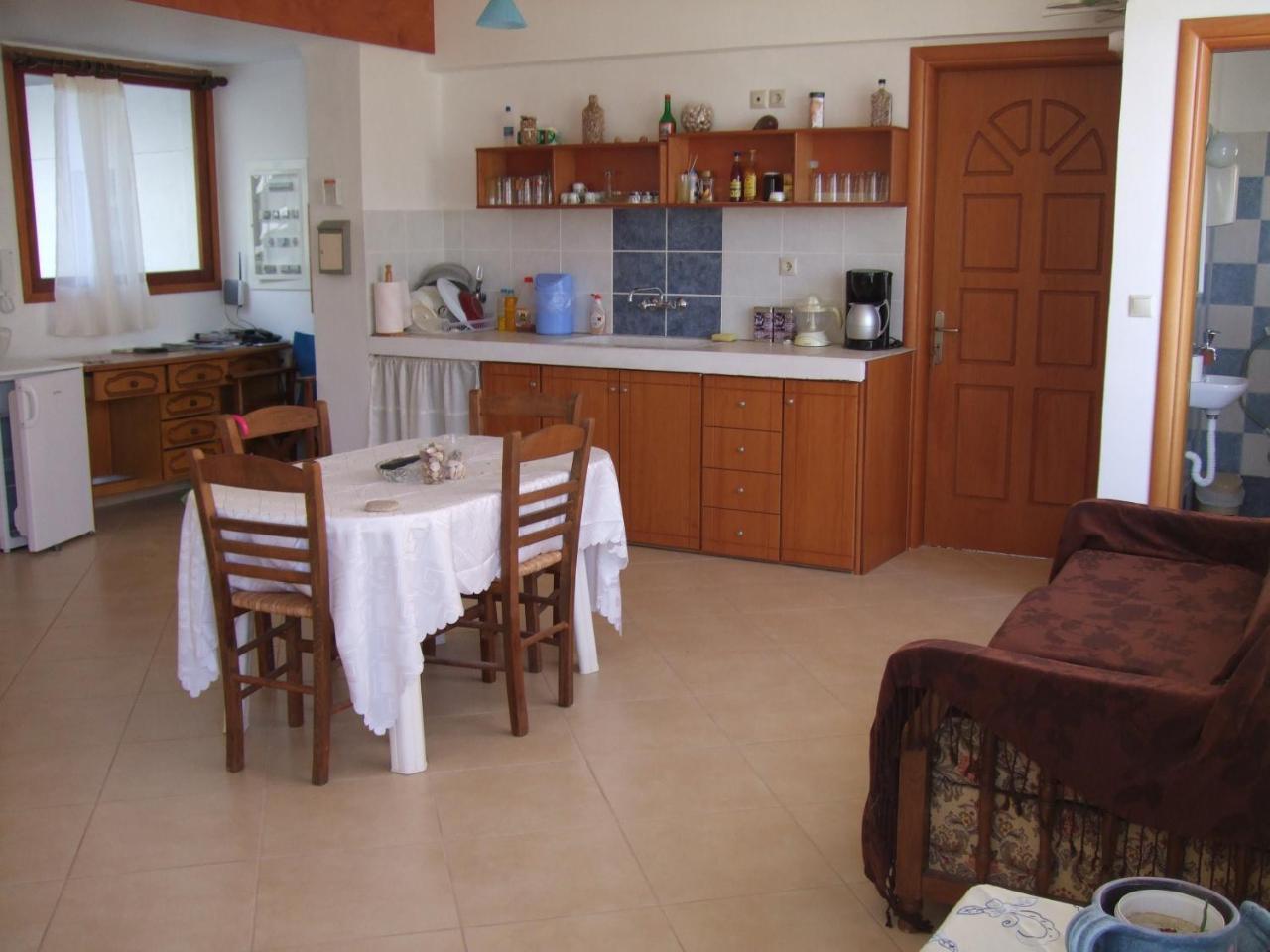 Studios Elpida Tiros Luaran gambar